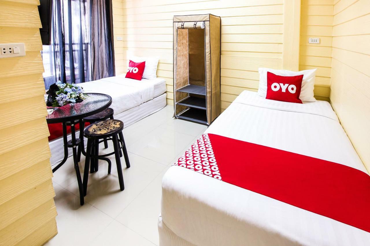 Babo House Bangkok Hotell Exteriör bild
