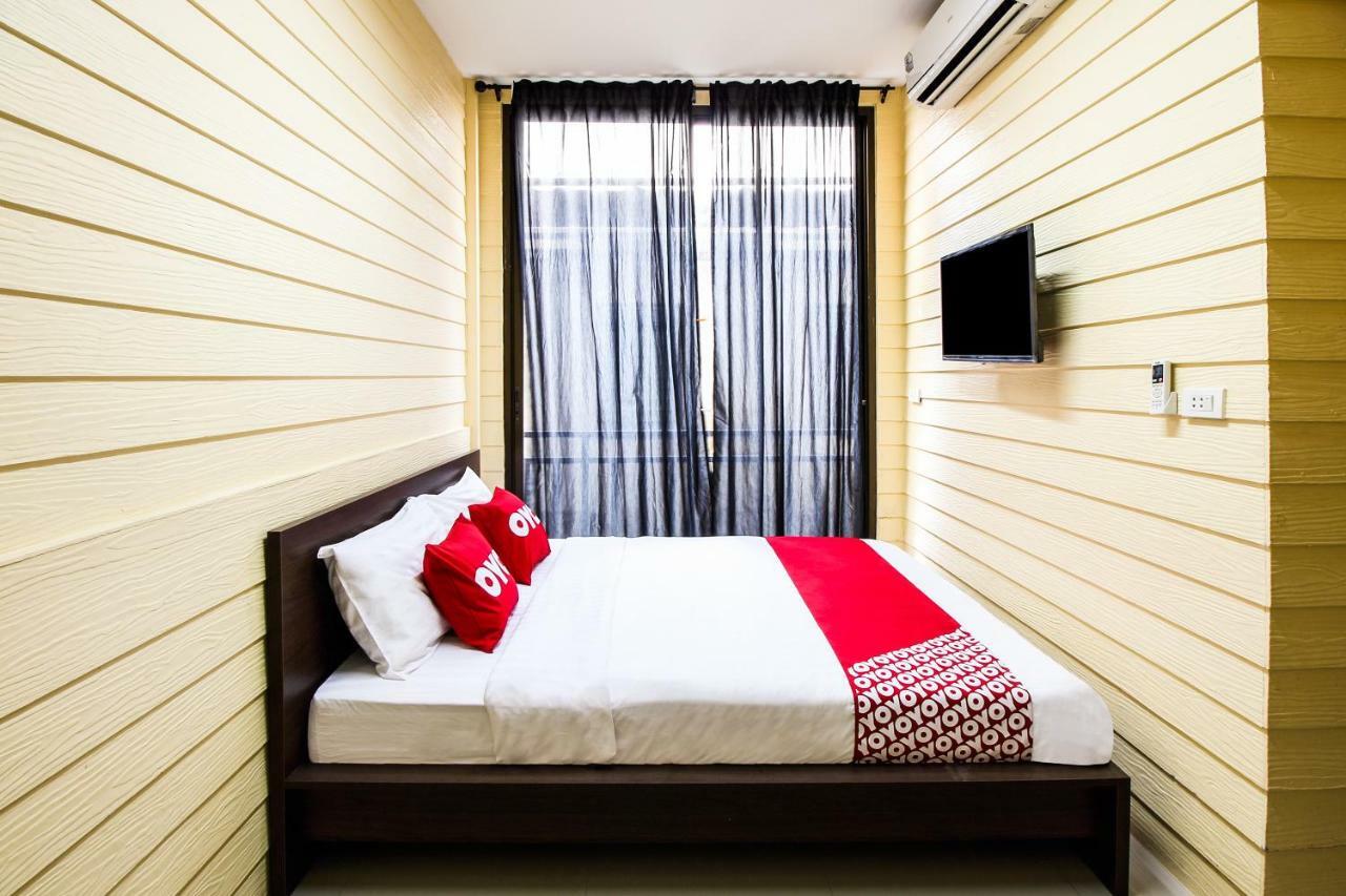 Babo House Bangkok Hotell Exteriör bild