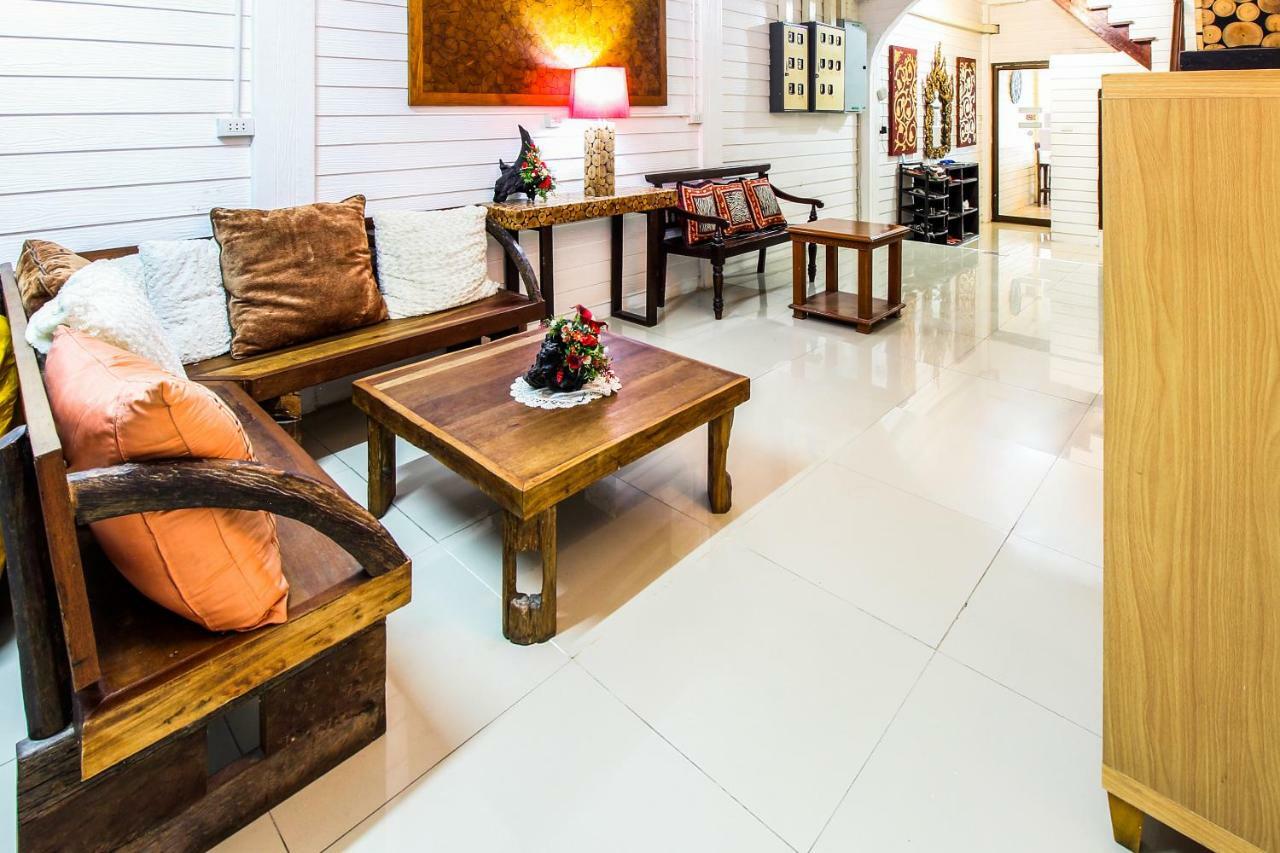 Babo House Bangkok Hotell Exteriör bild