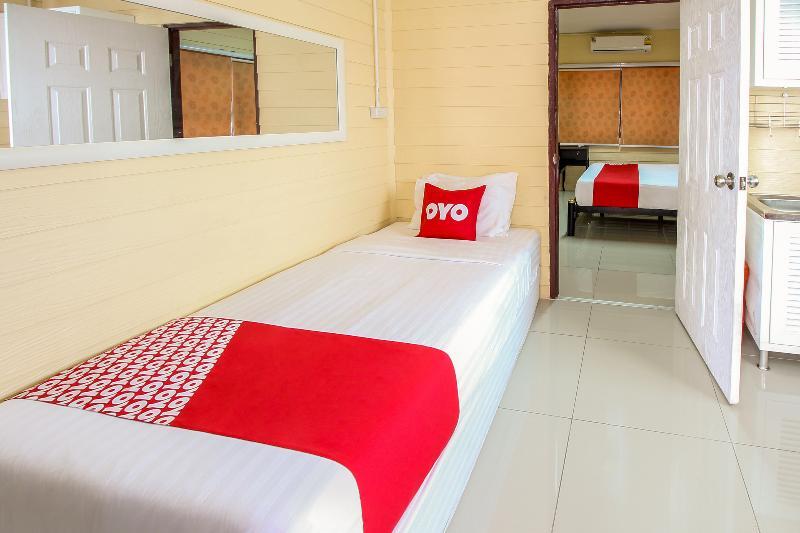 Babo House Bangkok Hotell Exteriör bild