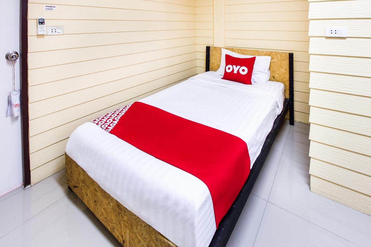 Babo House Bangkok Hotell Exteriör bild